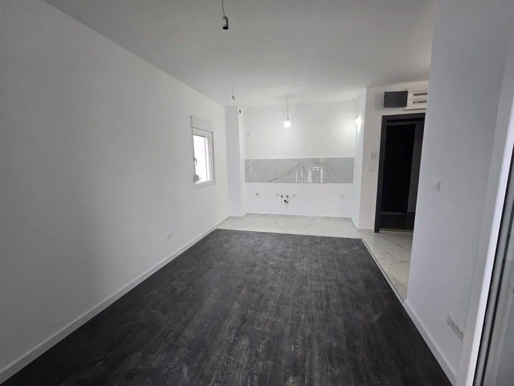 Rent, studio apartment, 27m², Zabjelo, Podgorica