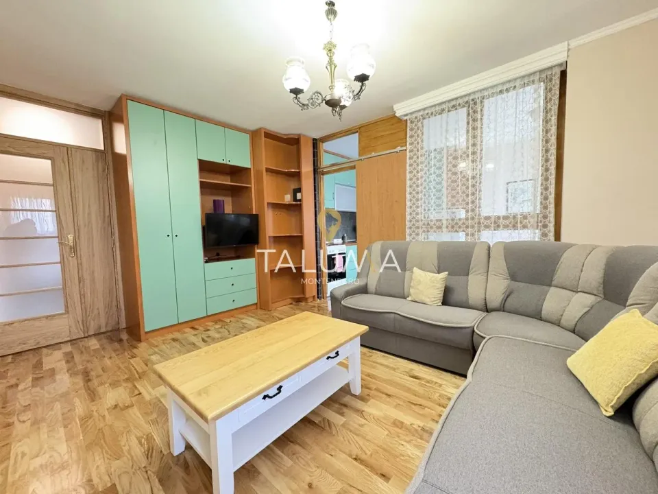 Rent, one bedroom apartment, 50m², Blok 5, Podgorica