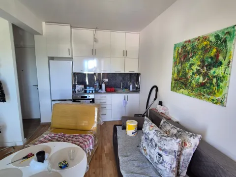 Rent, one bedroom apartment, 40m², Šušanj, Bar - image 6