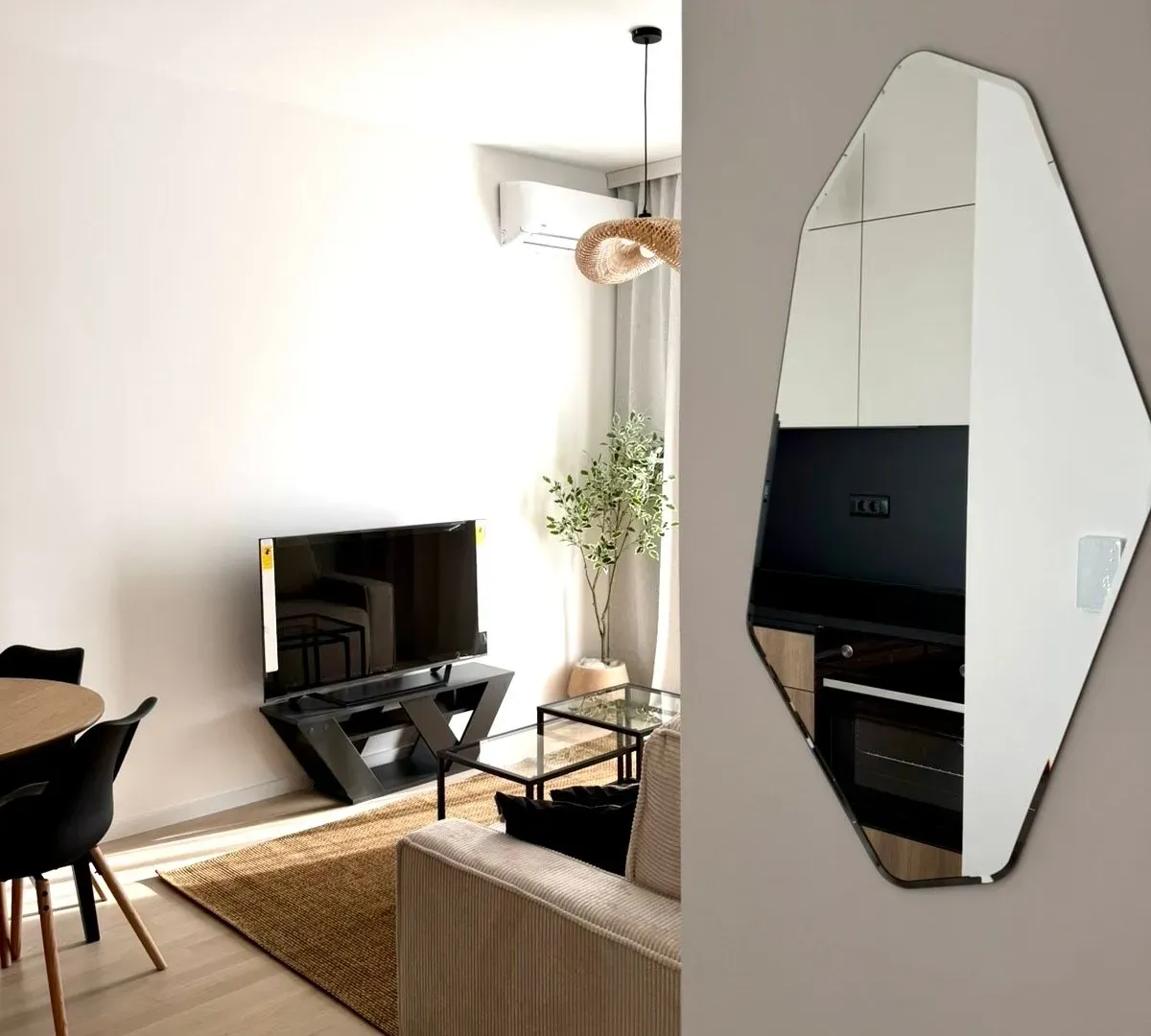 Rent, one bedroom apartment, 37m², Tološi, Podgorica