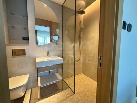 Izdavanje, dvosoban stan, 70m², Boka Place, Tivat - image 8