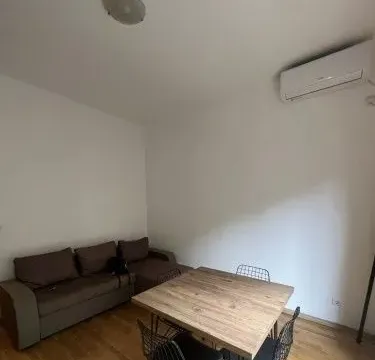 Izdavanje, jednosoban stan, 40m², Vezirov Most, Podgorica - image 3