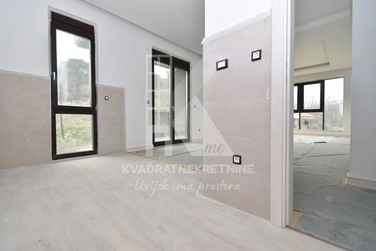 Prodaja, trosoban stan, 132m², Gornja Gorica, Podgorica