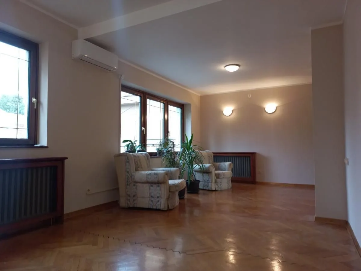 Rent, office space, 188m², Neimar, Vračar Sve Podlokacije