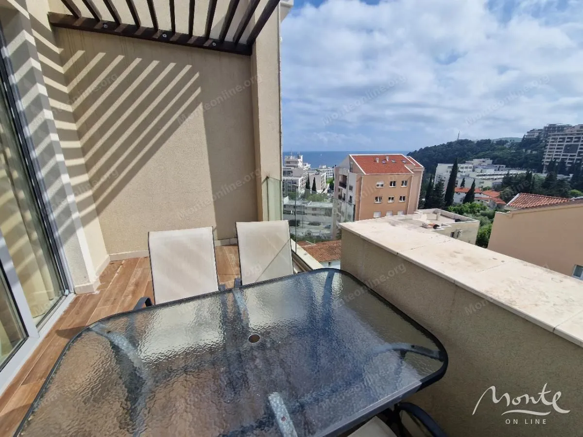 Prodaja, dvosoban stan, 65m², Bečići, Budva