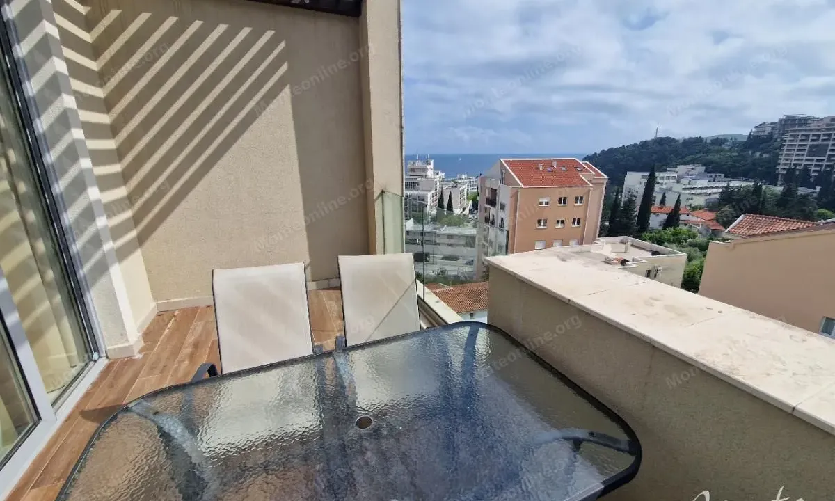 Prodaja, dvosoban stan, 65m², Bečići, Budva