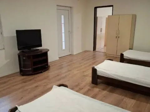 Izdavanje, kuća, 90m², Boljevci, Surčin - image 3