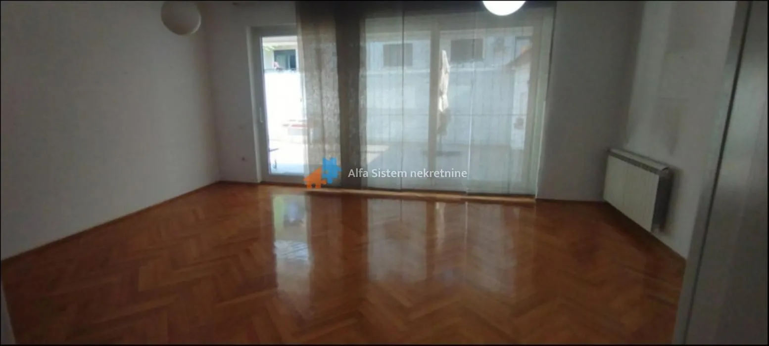 Rent, three bedroom apartment, 110m², Vračar Hram, Vračar Sve Podlokacije