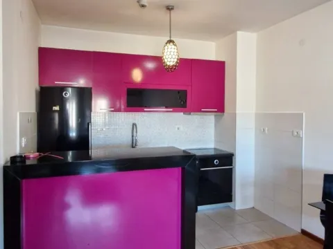 Izdavanje, dvosoban stan, 54m², City Kvart, Podgorica - image 4