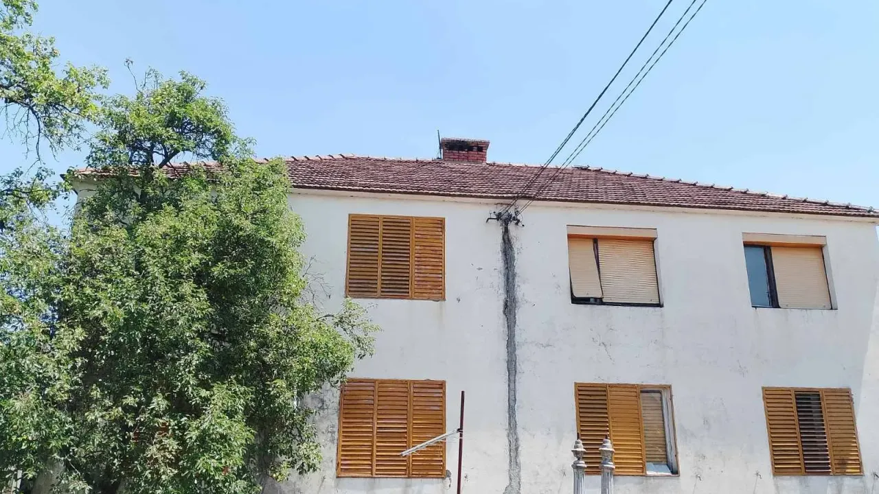 Prodaja, kuća, 180m², Podgorica, Crna Gora