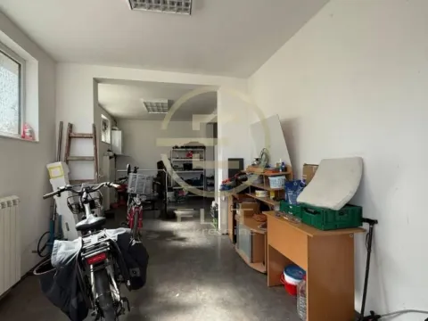 Prodaja, kuća, 273m², Petrovaradin, Novi Sad - image 44