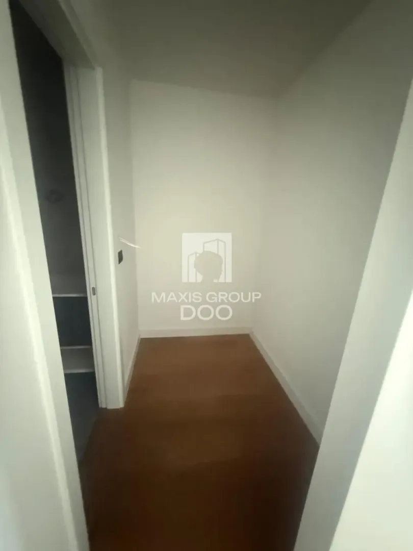 Sale, three bedroom apartment, 93m², Savski Venac, Beograd