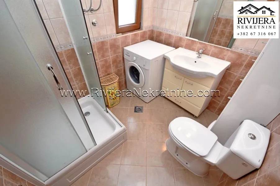 Prodaja, trosoban stan, 83m², Bijela, Herceg Novi