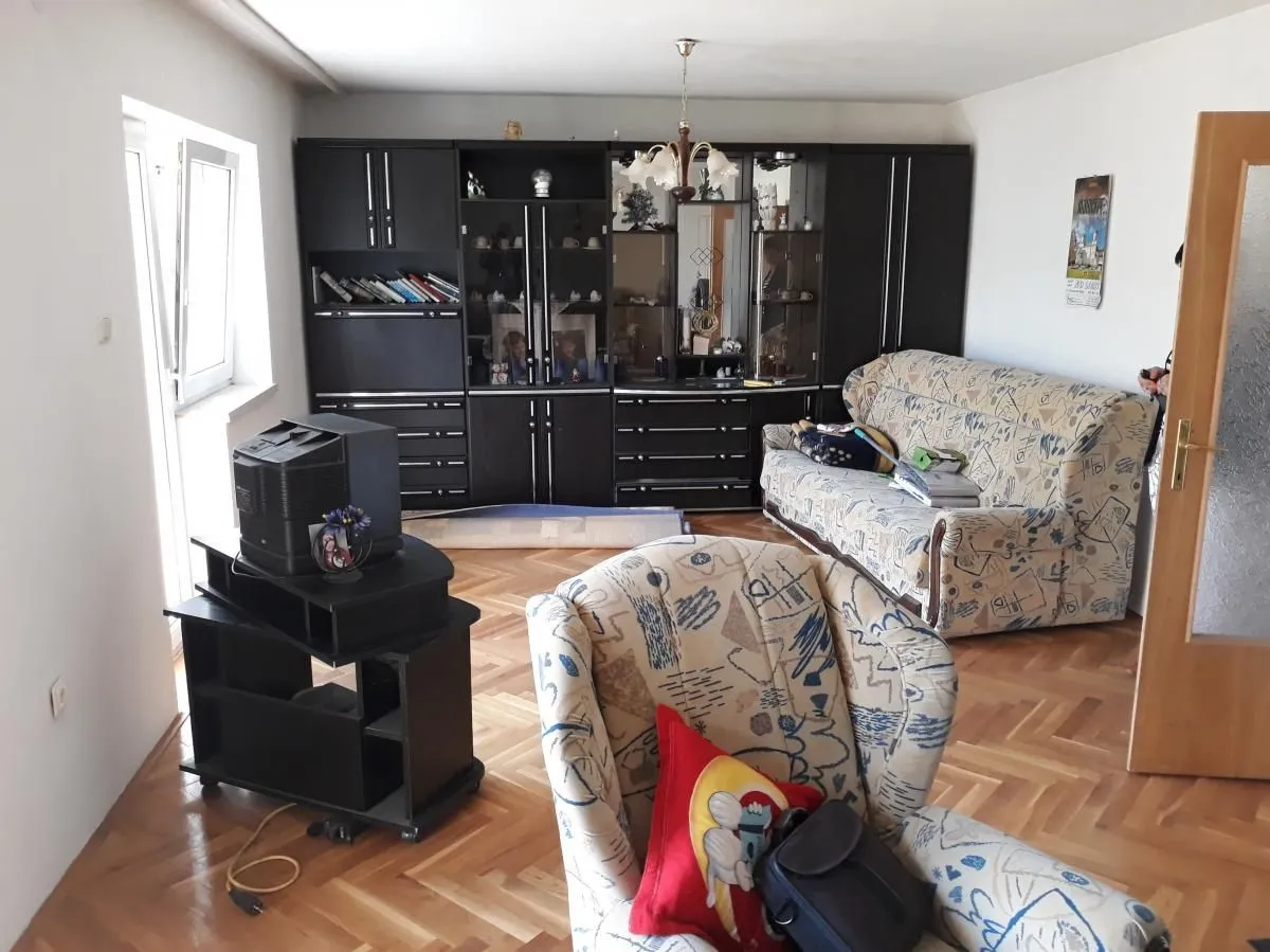 Prodaja, kuća, 200m², Adice, Novi Sad Sve Podlokacije