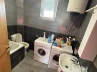 Izdavanje, kuća, 140m², Gornja Gorica, Podgorica - image 2