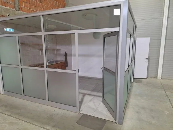 Rent, office space, 1700m², Zemun Sve Podlokacije, Beograd