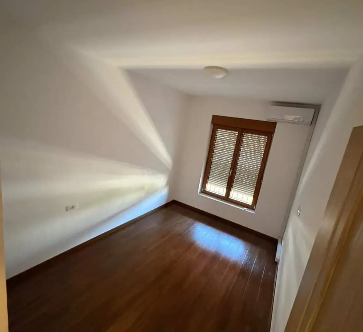 Rent, two bedroom apartment, 69m², Master Kvart, Podgorica
