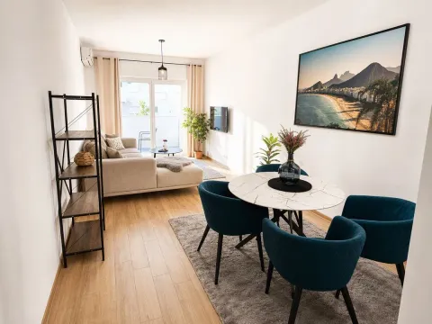 Sale, two bedroom apartment, 69m², Budva, Crna Gora - image 1