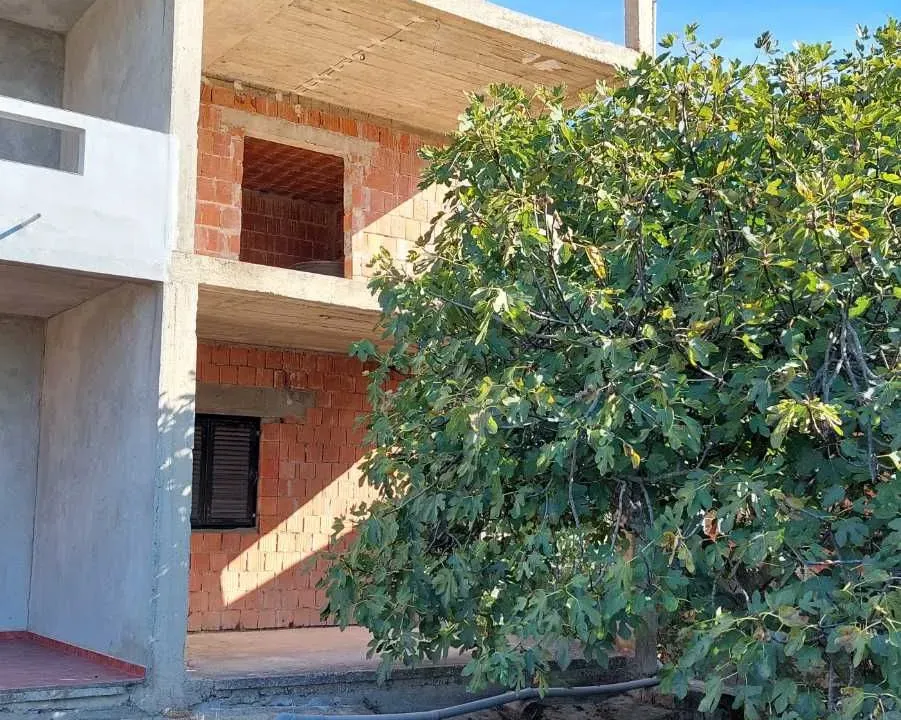 Prodaja, kuća, 240m², Bar, Crna Gora