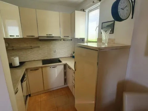 Sale, studio apartment, 43m², Seoce, Budva - image 9
