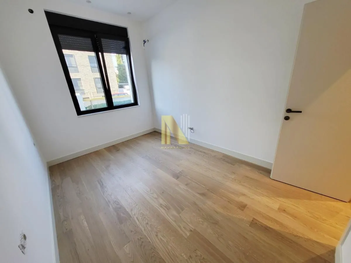 Rent, office space, 66m², Bulevar Evrope, Novi Sad Sve Podlokacije