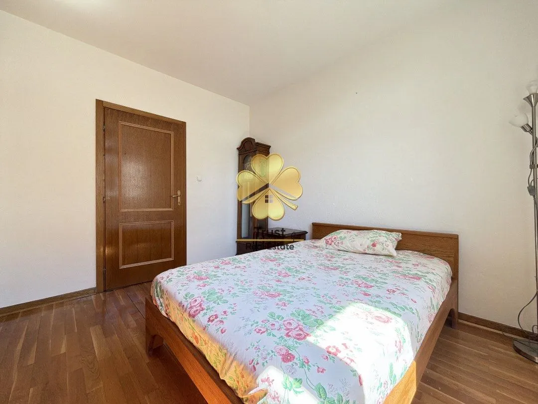 Izdavanje, kuća, 400m², Zlatica, Podgorica