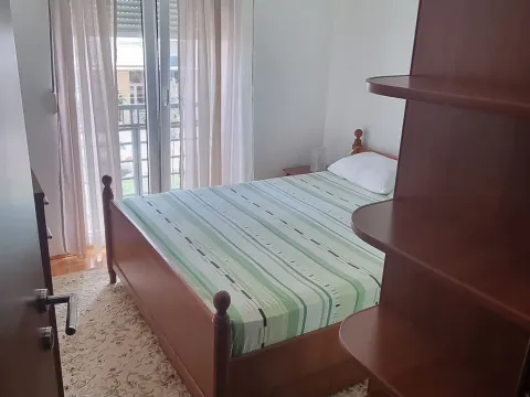 Rent, two bedroom apartment, 74m², Dalmatinska ulica, Podgorica - image 8