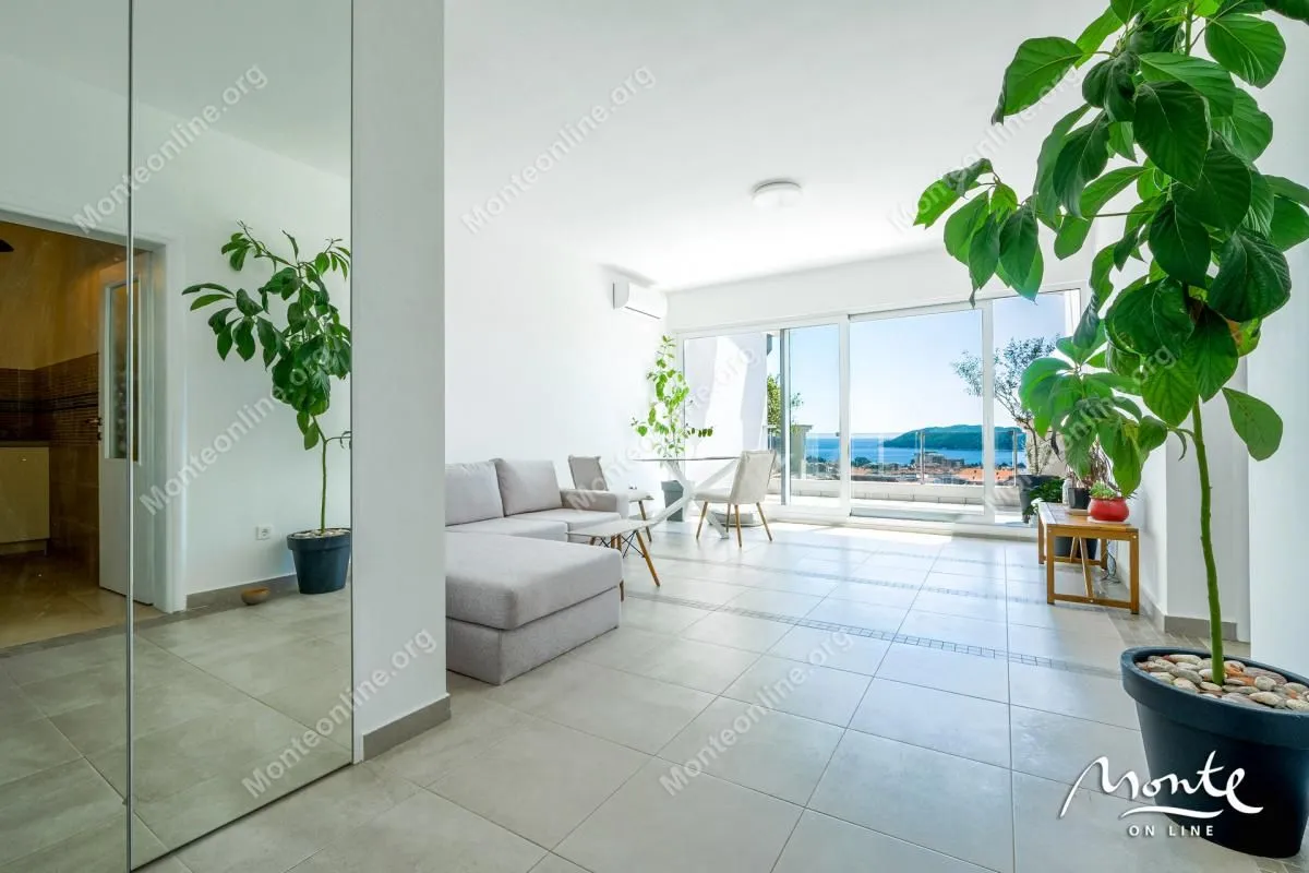 Sale, one bedroom apartment, 65m², Budva, Crna Gora