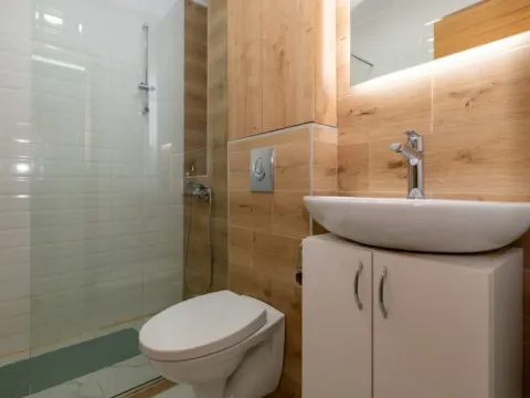 Prodaja, trosoban stan, 89m², Autobuska stanica, Podgorica - image 12