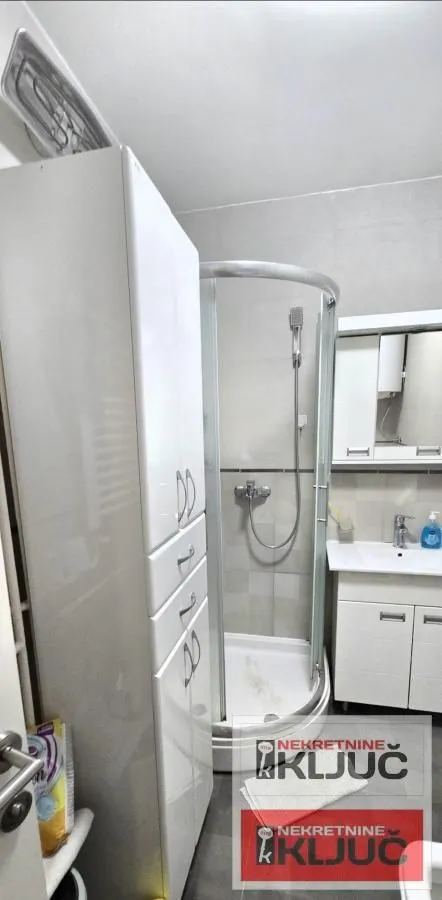 Izdavanje, dvosoban stan, 56m², Bulevar Oslobodjenja, Novi Sad Sve Podlokacije