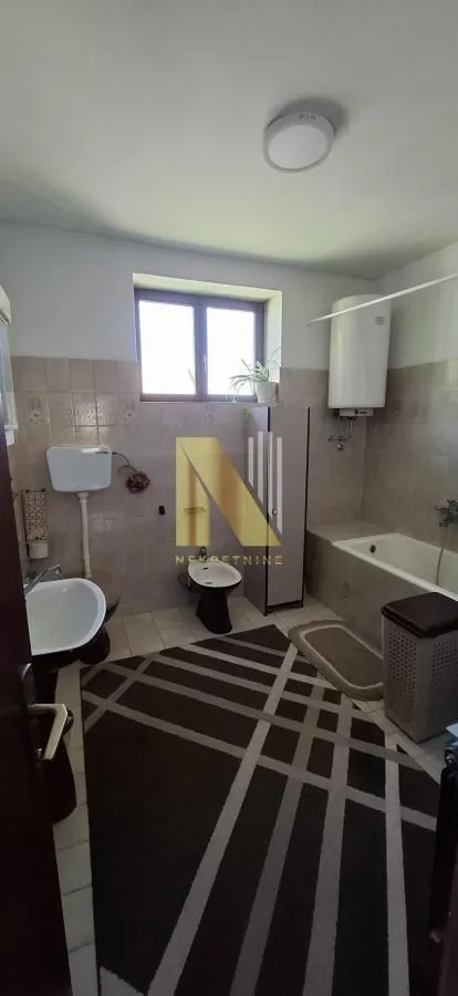 Sale, house, 165m², Bački Brestovac, Odžaci