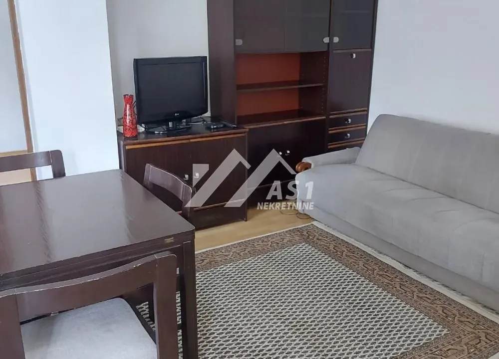 Izdavanje, jednosoban stan, 36m², Grbavica, Novi Sad Sve Podlokacije