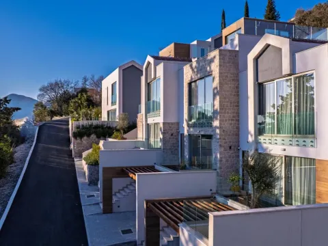 Sale, house, 312m², Tivat, Crna Gora - image 40