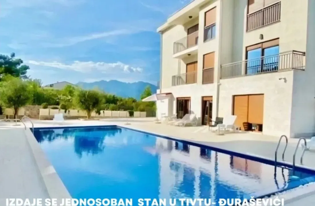 Izdavanje, jednosoban stan, 51m², Tivat, Crna Gora