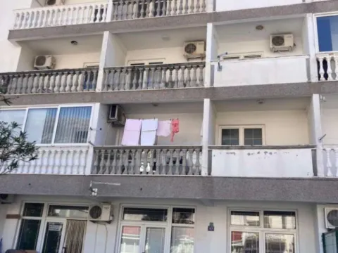 Prodaja, garsonjera, 32m², Sutomore, Bar