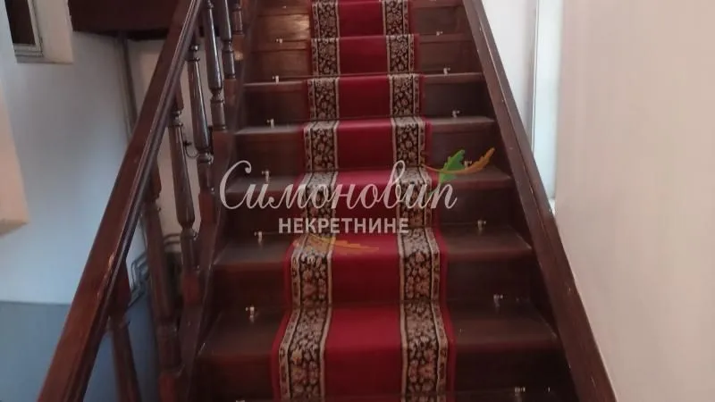 Prodaja, stan, 214m², Zemun Centar, Zemun Sve Podlokacije