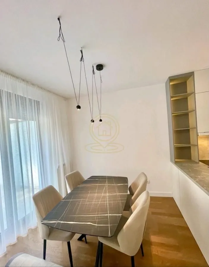 Rent, three bedroom apartment, 61m², Vračar Sve Podlokacije, Beograd