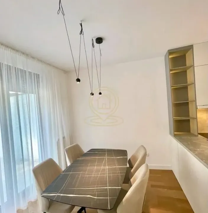 Rent, three bedroom apartment, 61m², Vračar Sve Podlokacije, Beograd