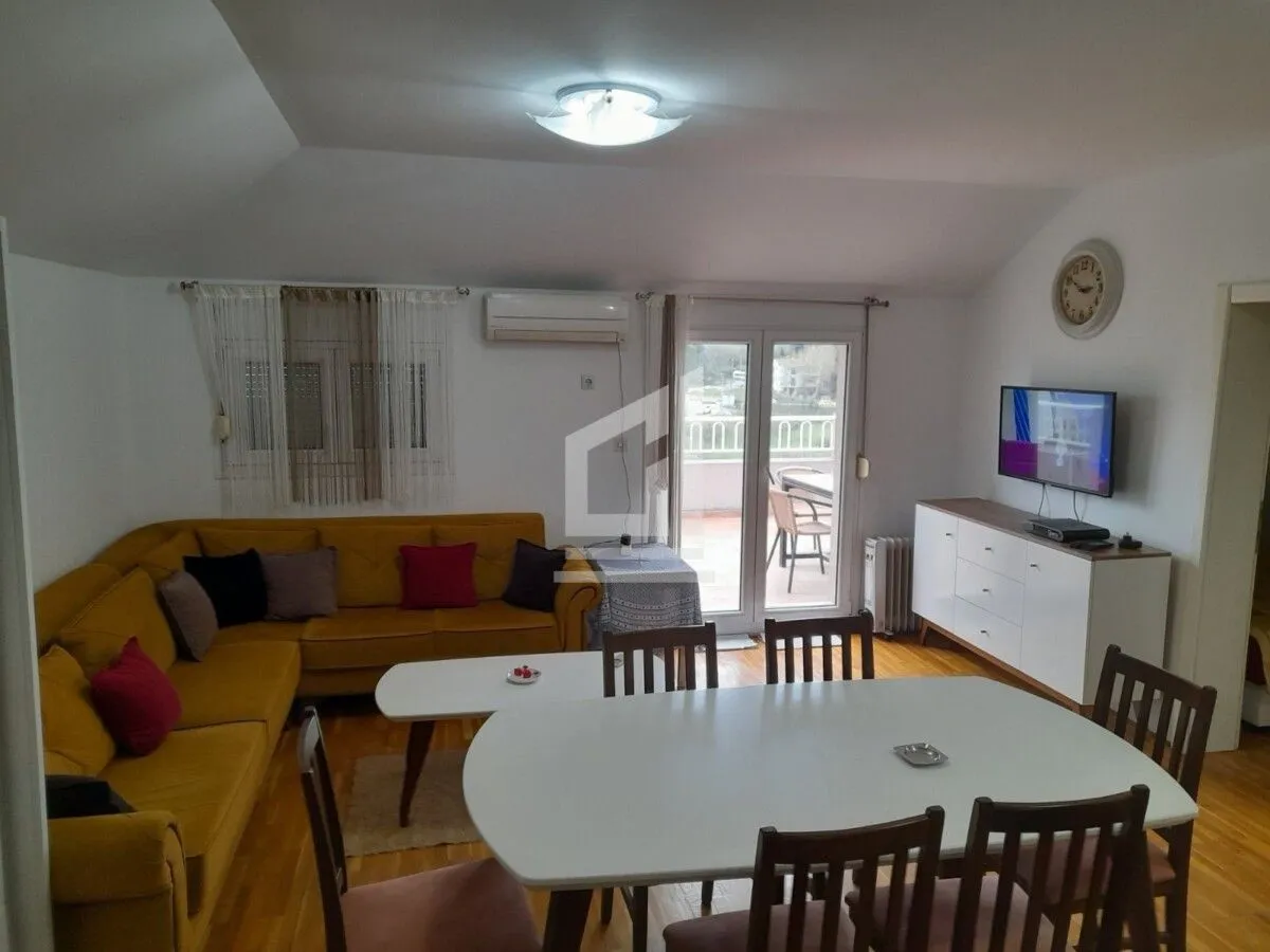 Rent, one bedroom apartment, 44m², Vezirov Most, Podgorica