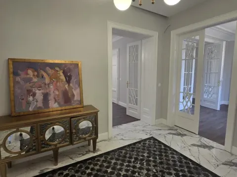 Izdavanje, poslovni prostor, 293m², Savski Venac, Beograd - image 2