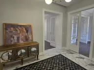 Izdavanje, poslovni prostor, 293m², Savski Venac, Beograd - image 2