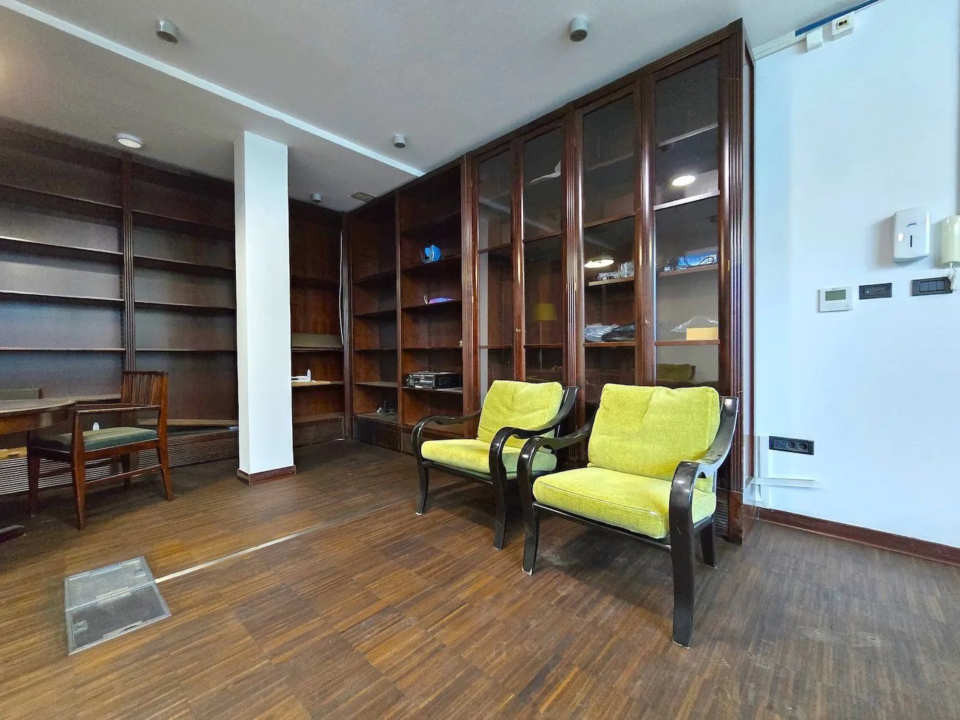Rent, office space, 450m², Preko Morače, Podgorica