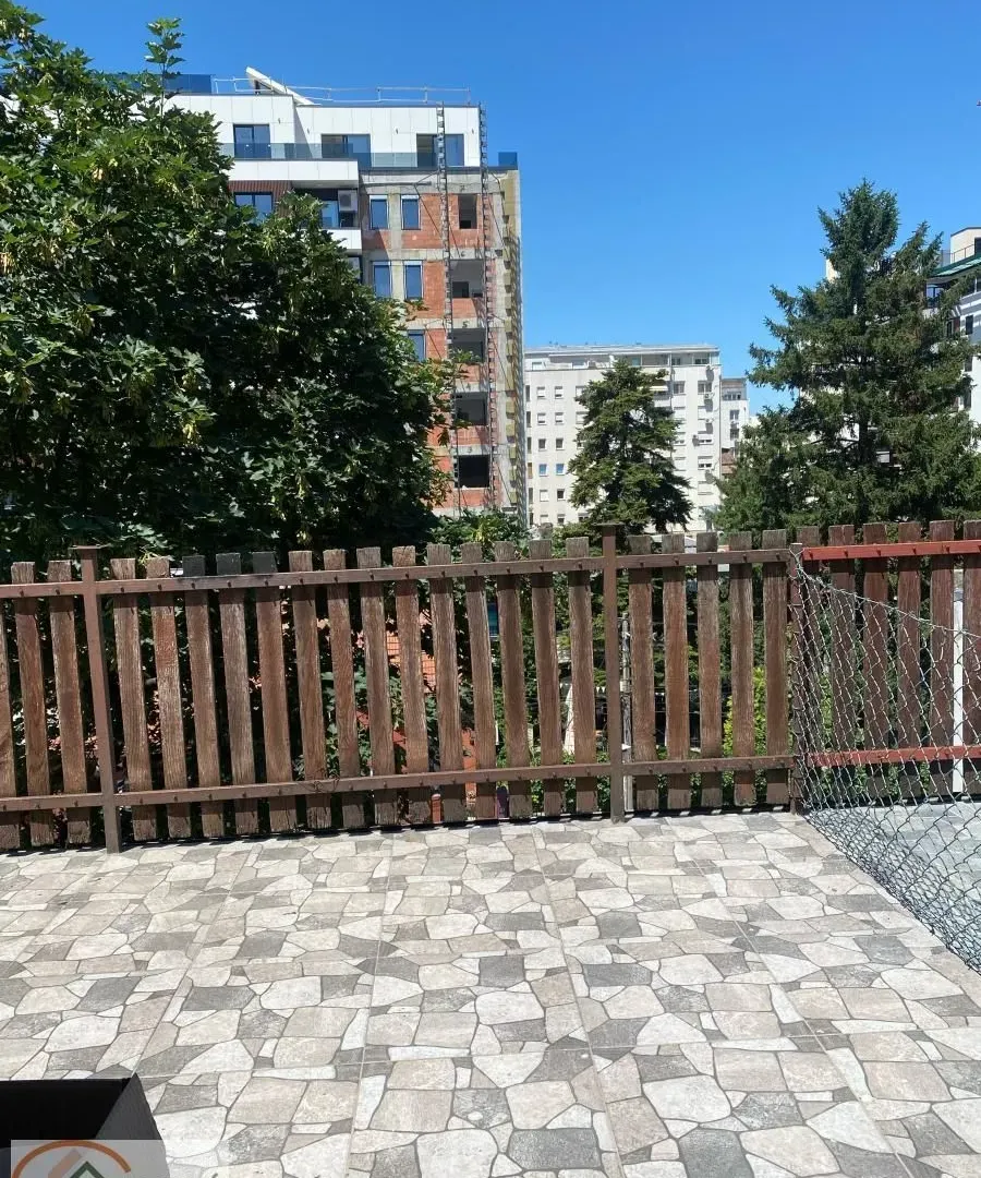 Prodaja, dvosoban stan, 108m², Crveni Krst, Beograd