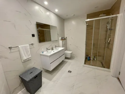 Sale, two bedroom apartment, 102m², Tivat, Crna Gora - image 12