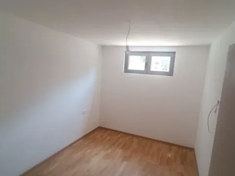 Sale, one bedroom apartment, 40m², Zabjelo, Podgorica - image 7