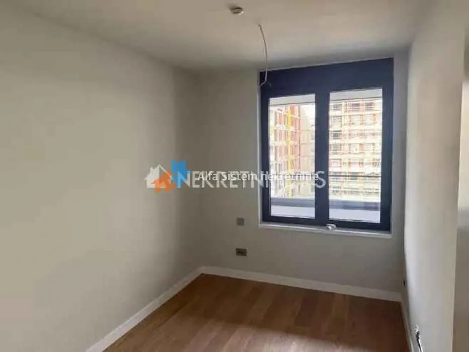 Izdavanje, trosoban stan, 78m², Novi Beograd Blok 65, Novi Beograd Sve Podlokacije