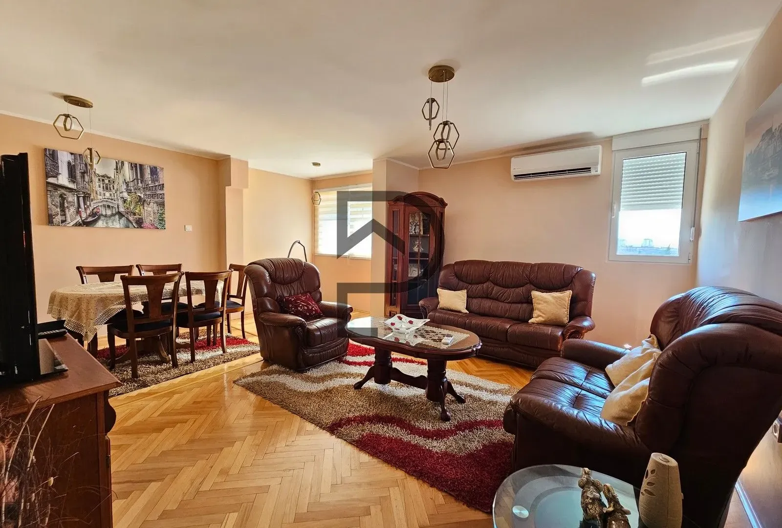 Izdavanje, stan, 70m², Blok 5, Podgorica