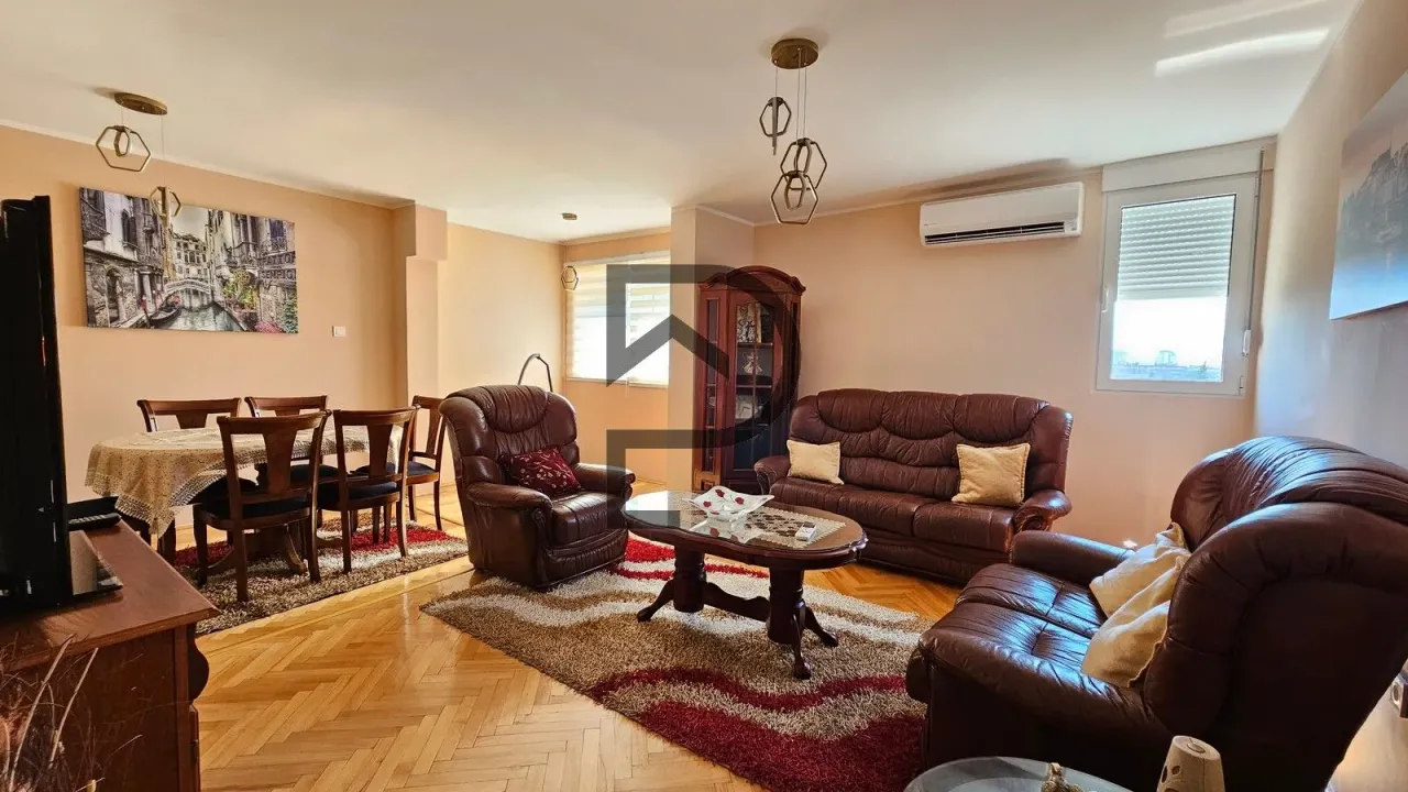 Izdavanje, stan, 70m², Blok 5, Podgorica