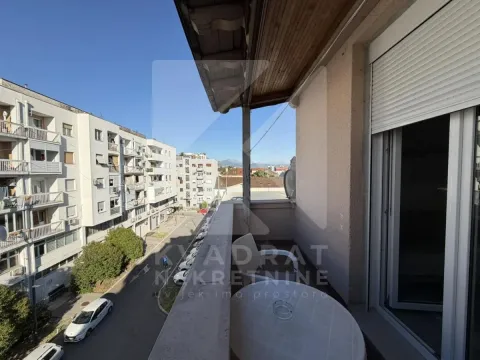 Rent, one bedroom apartment, 53m², Centar, Podgorica - image 12