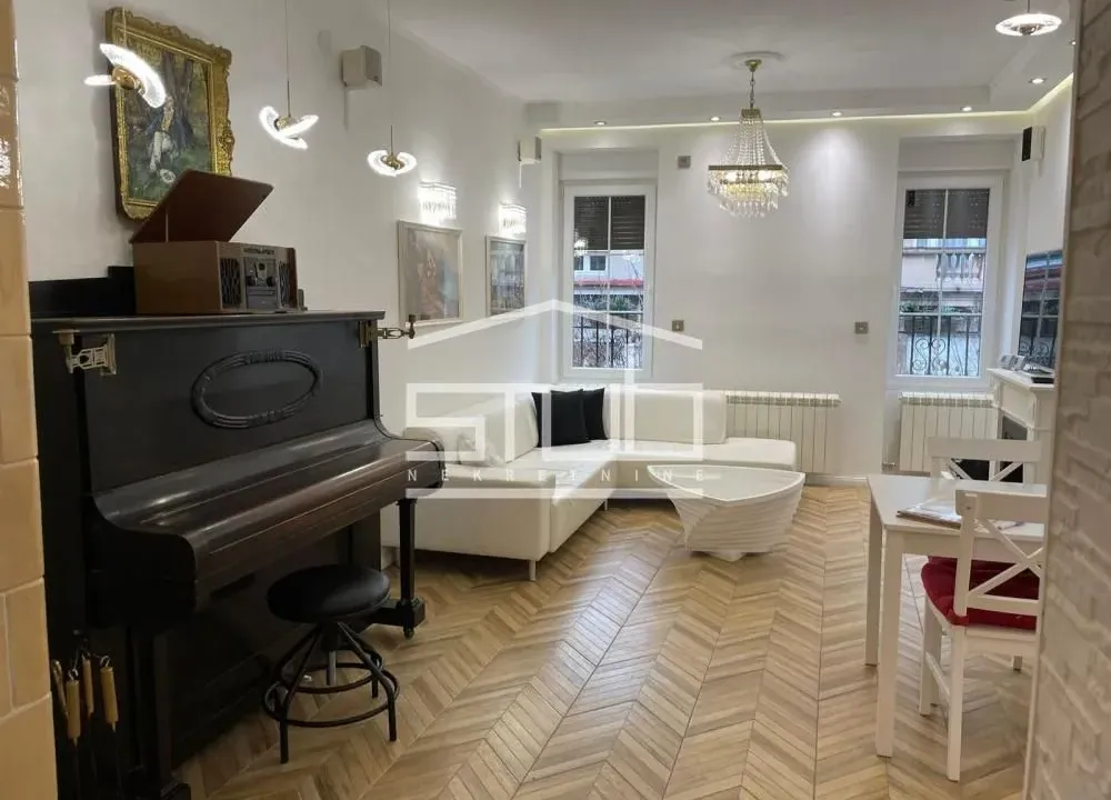 Prodaja, trosoban stan, 63m², Stari Grad, Beograd